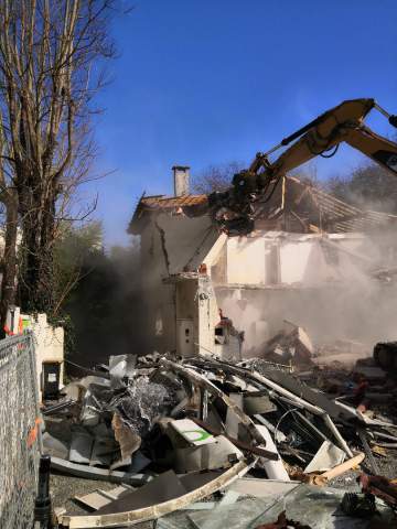 Chantier de démolition de la Pharmacie des 4 chemins